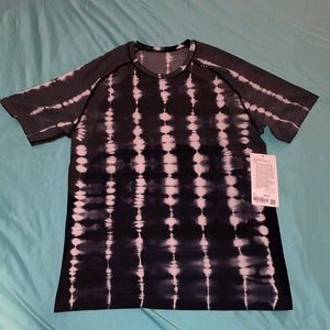 NWT Lululemon Metal Vent Tech 2.0 shirt